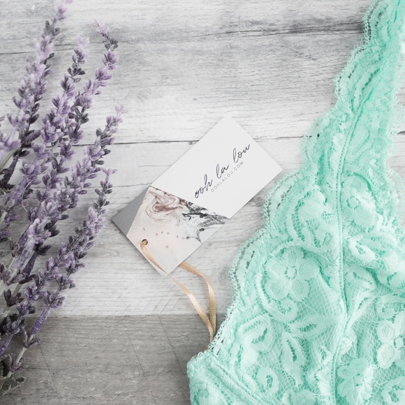 'It's All In The Lace' Bralette - Picture 3 of 5